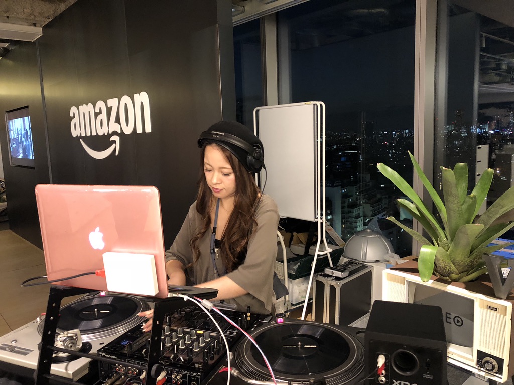 AMAZON AWS